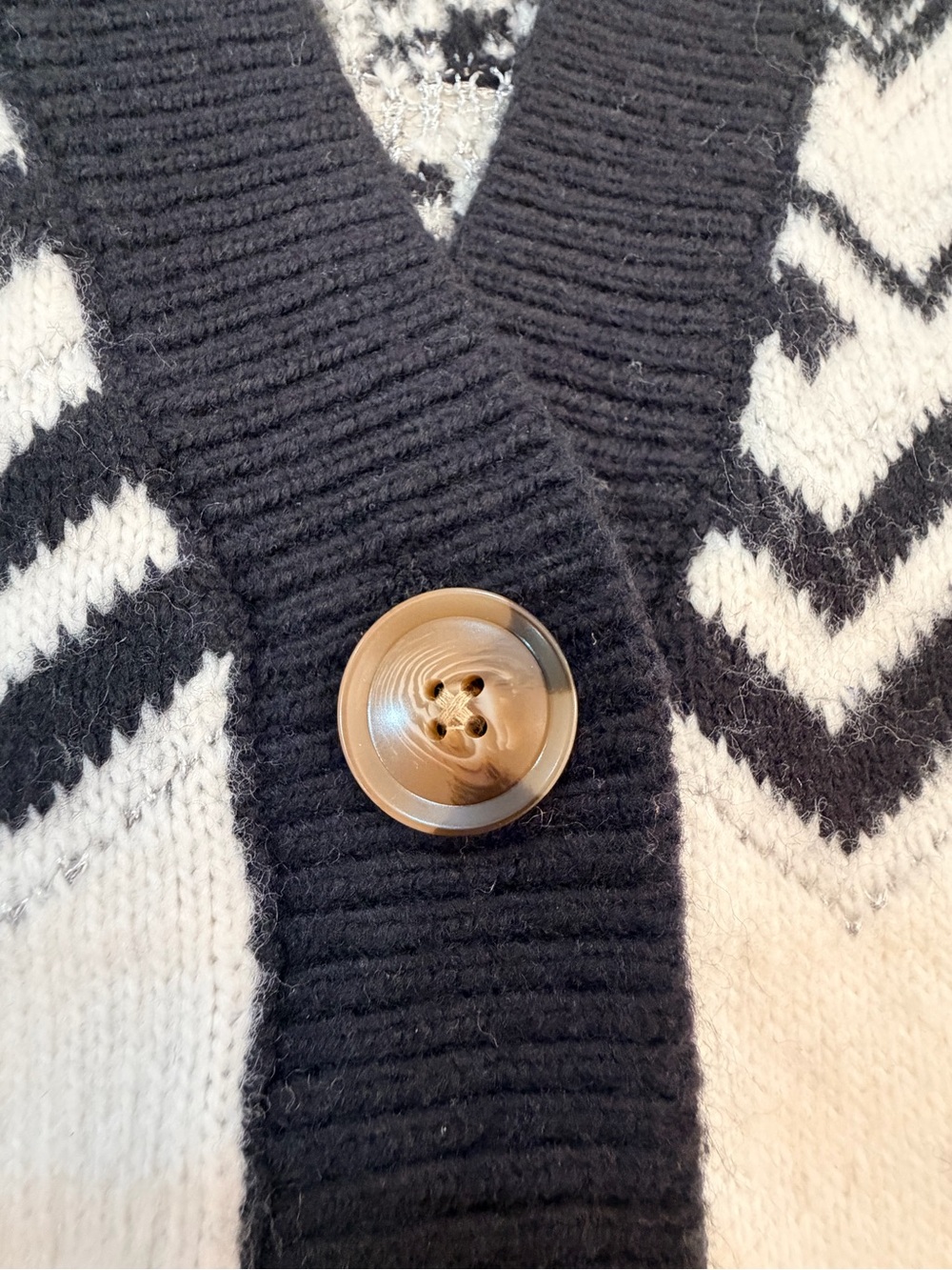 Ann Taylor Black & White Women’s Fair Isle Button-Front Sweater (Size L) - Picture 5 of 9